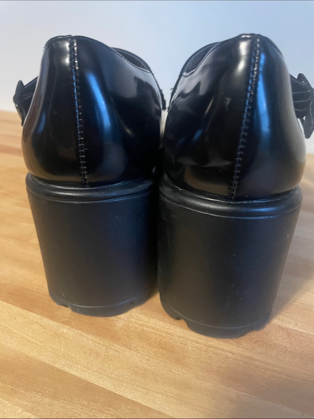 Seychelles Black Patent Mary Jane Platform Heels - Picture 4 of 4
